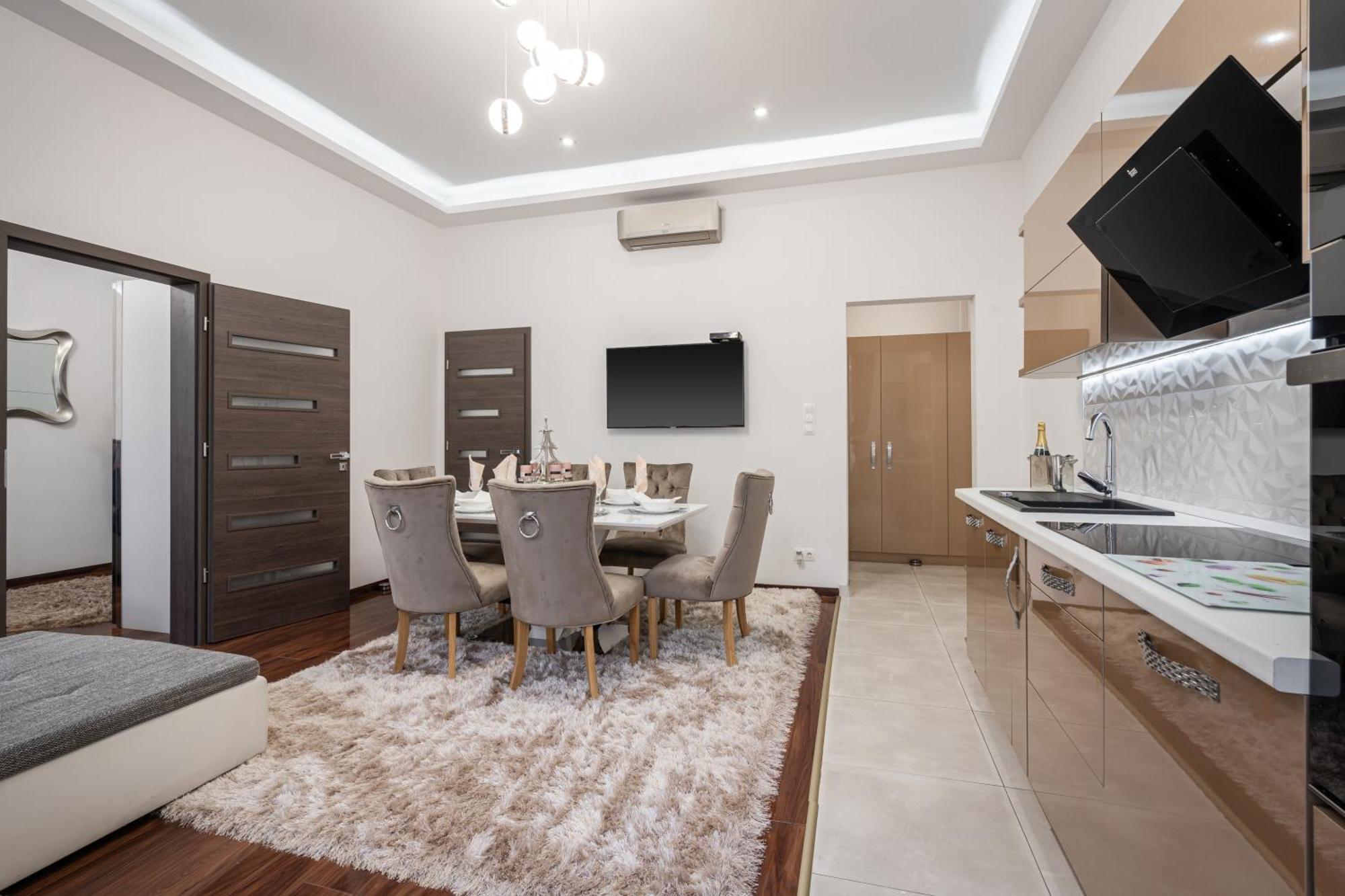 בודפשט Centrum Opera Luxury Apartment With Free Garage מראה חיצוני תמונה